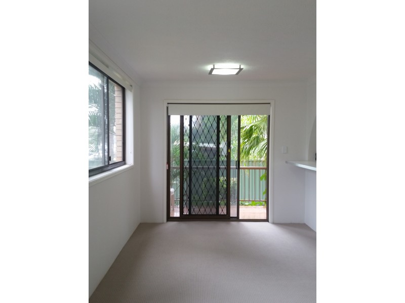 1/10 Elizabeth Avenue, Broadbeach, Broadbeach QLD 4218