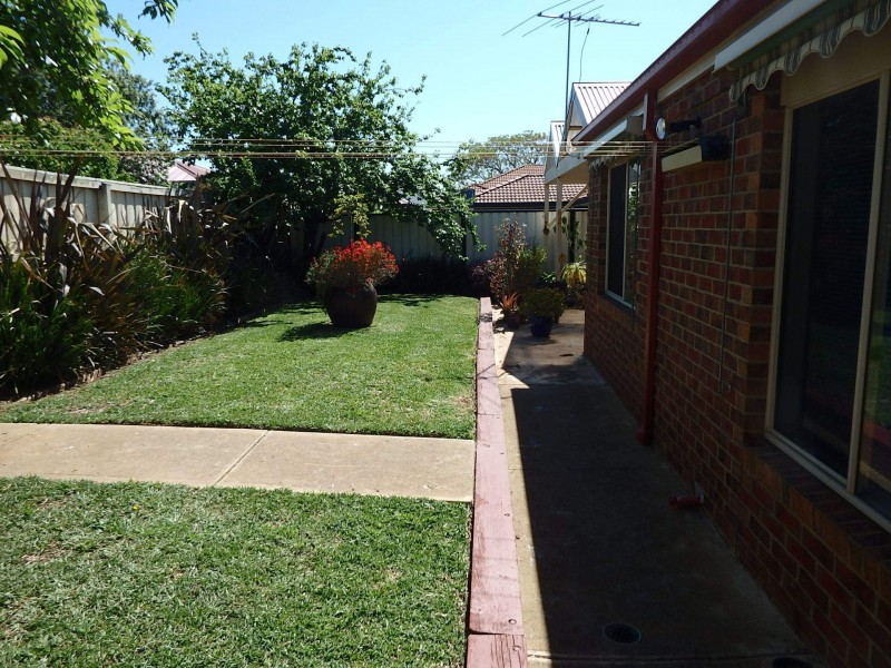 6 Yankos Drive, Werribee VIC 3030