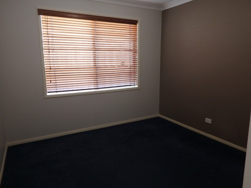 6 Yankos Drive, Werribee VIC 3030