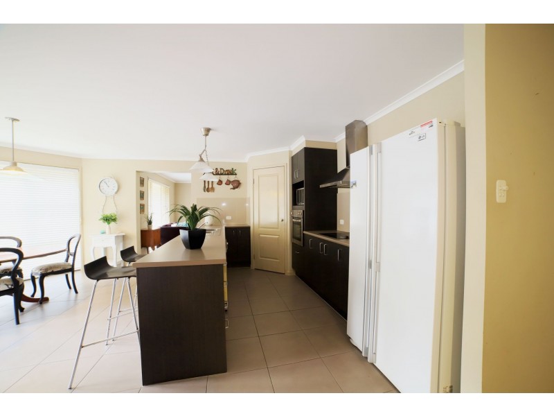 18 McLean Place, Nambour QLD 4560