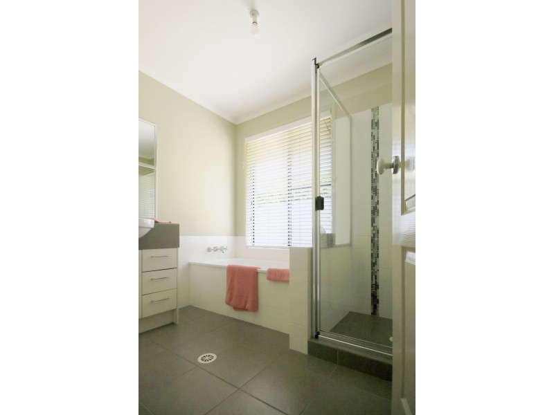 18 McLean Place, Nambour QLD 4560