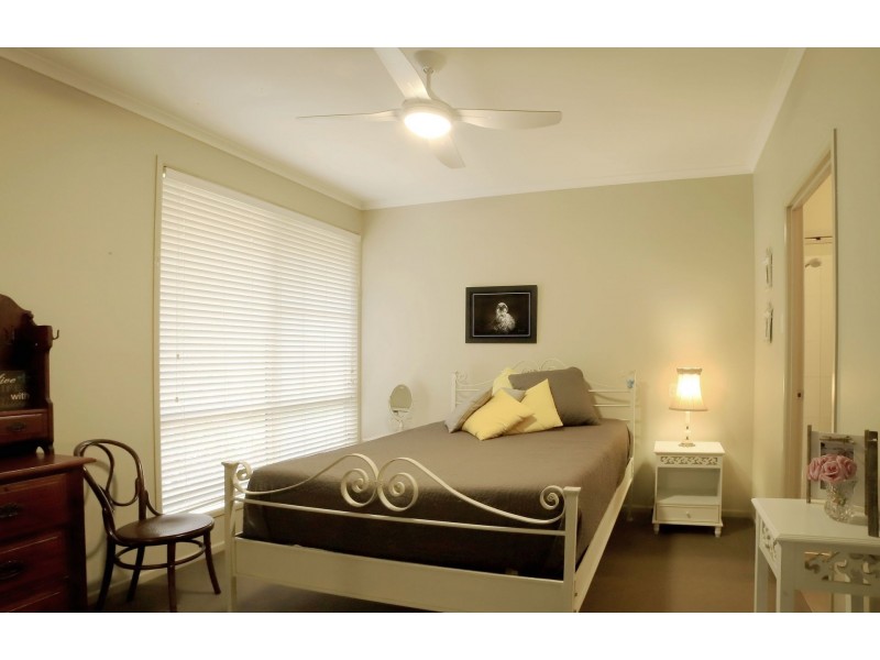 18 McLean Place, Nambour QLD 4560