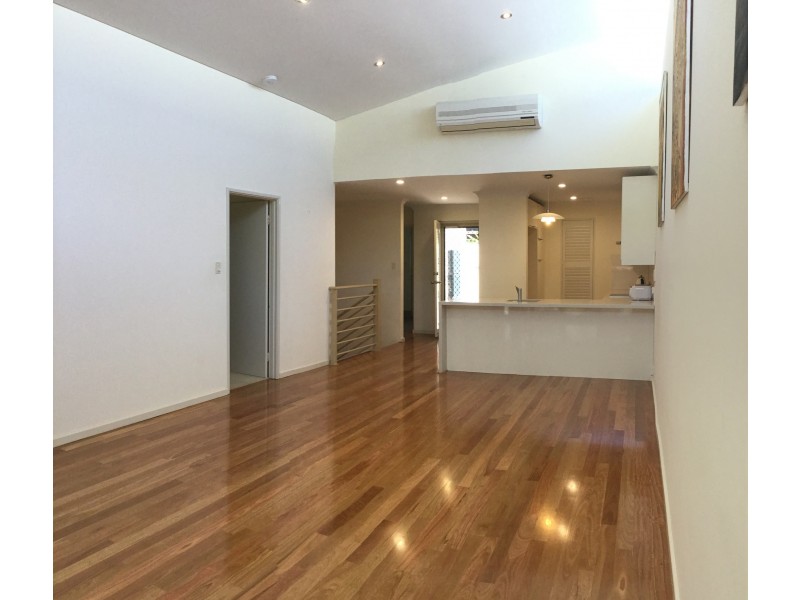 7 Golfers Retreat, Halls Head WA 6210