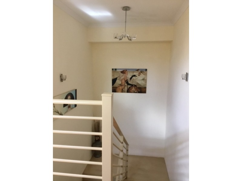 7 Golfers Retreat, Halls Head WA 6210