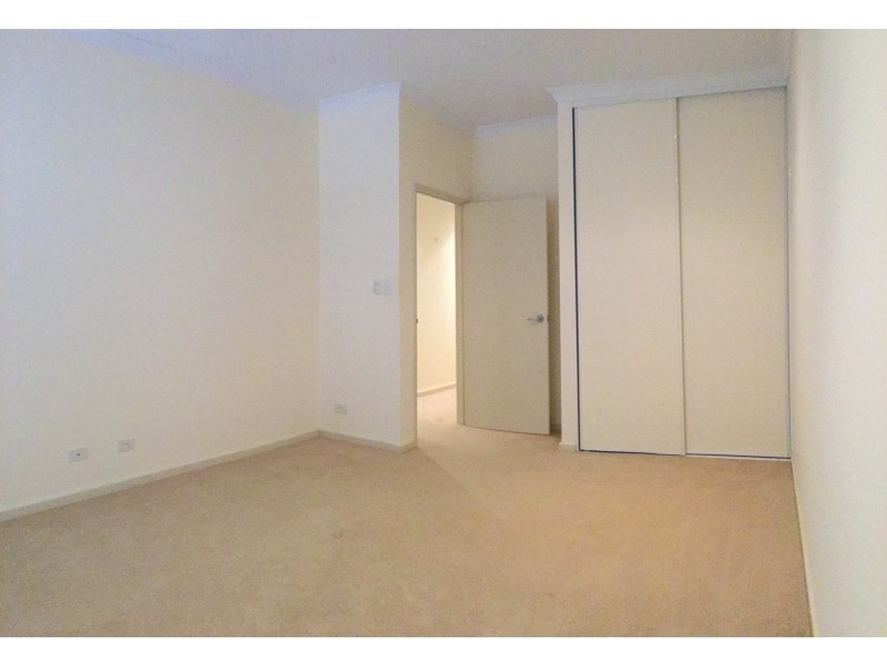 7 Golfers Retreat, Halls Head WA 6210