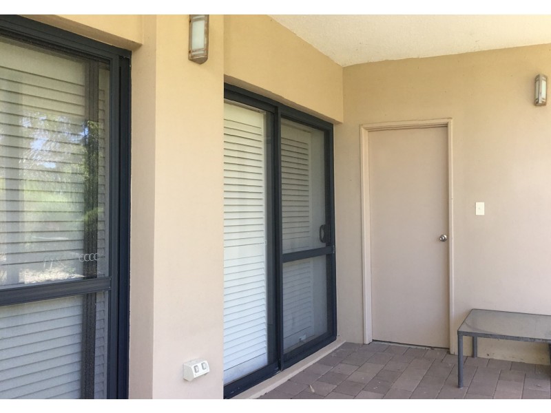 7 Golfers Retreat, Halls Head WA 6210