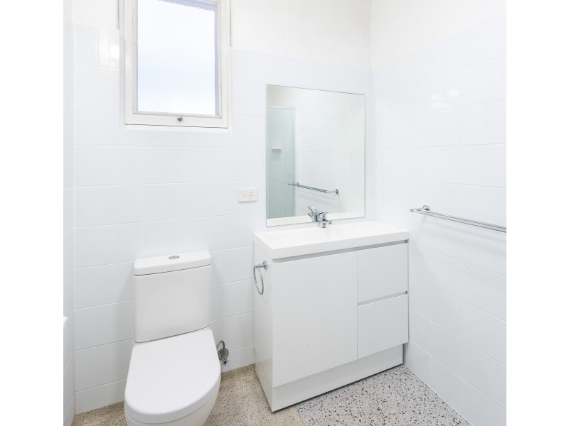 21 Pine Avenue, Victor Harbor SA 5211