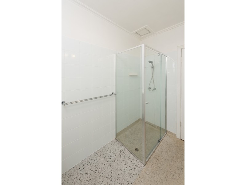 21 Pine Avenue, Victor Harbor SA 5211