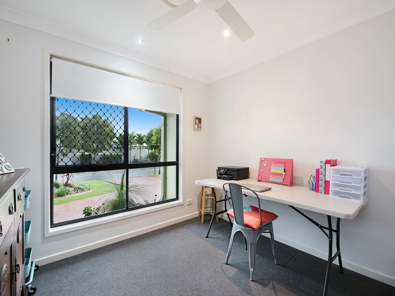 4 Prow Street, Caloundra West QLD 4551