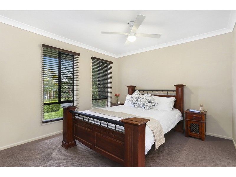 5 Bolte Crescent, Kallangur QLD 4503