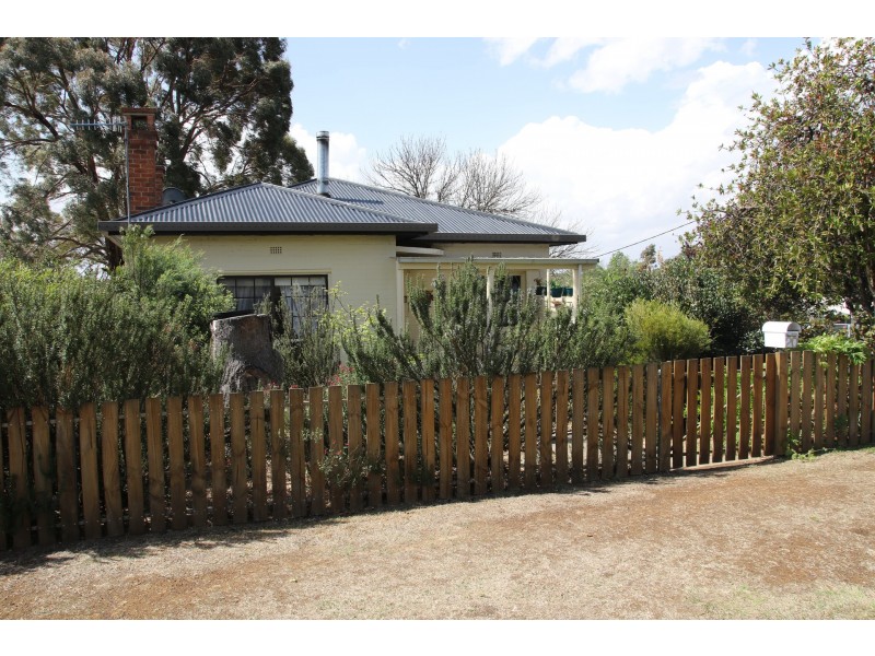20 Torrington Street, Glen Innes NSW 2370