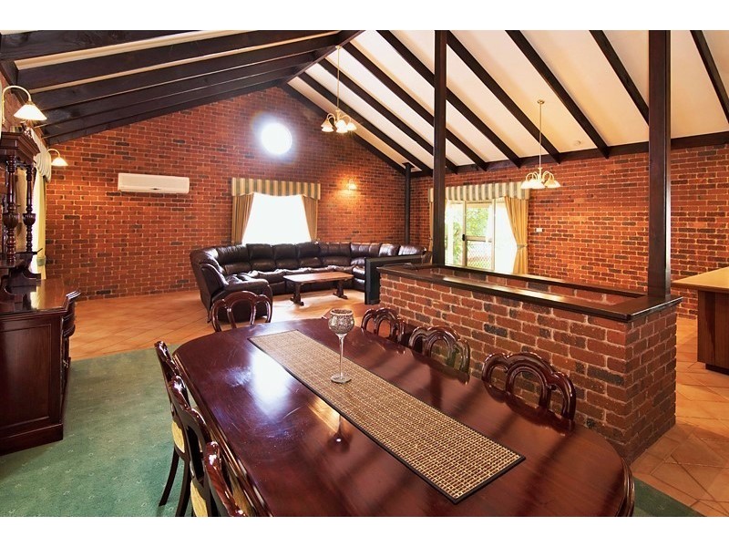 33 Kalgaritch Avenue, West Busselton WA 6280