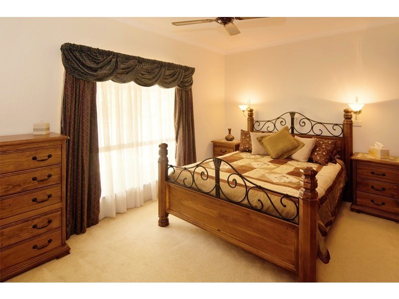 33 Kalgaritch Avenue, West Busselton WA 6280