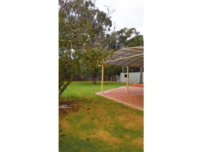 33 Kalgaritch Avenue, West Busselton WA 6280