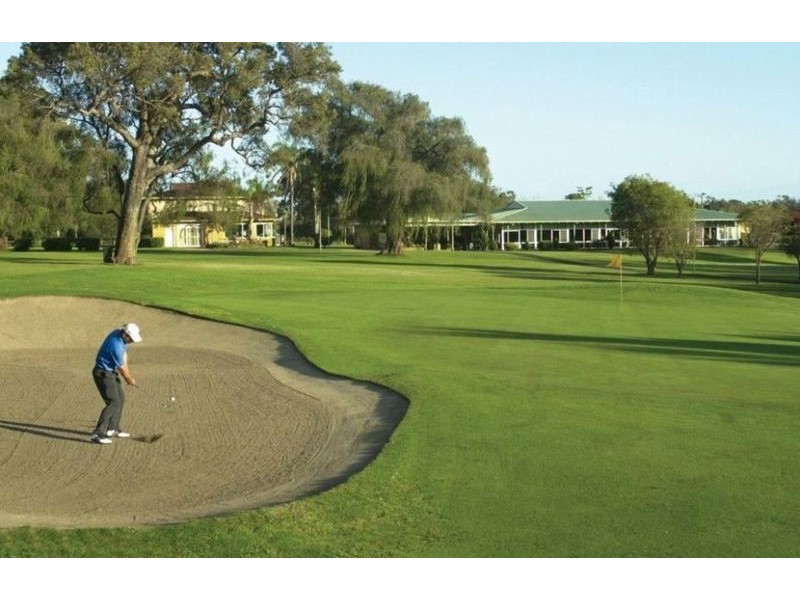 33 Kalgaritch Avenue, West Busselton WA 6280