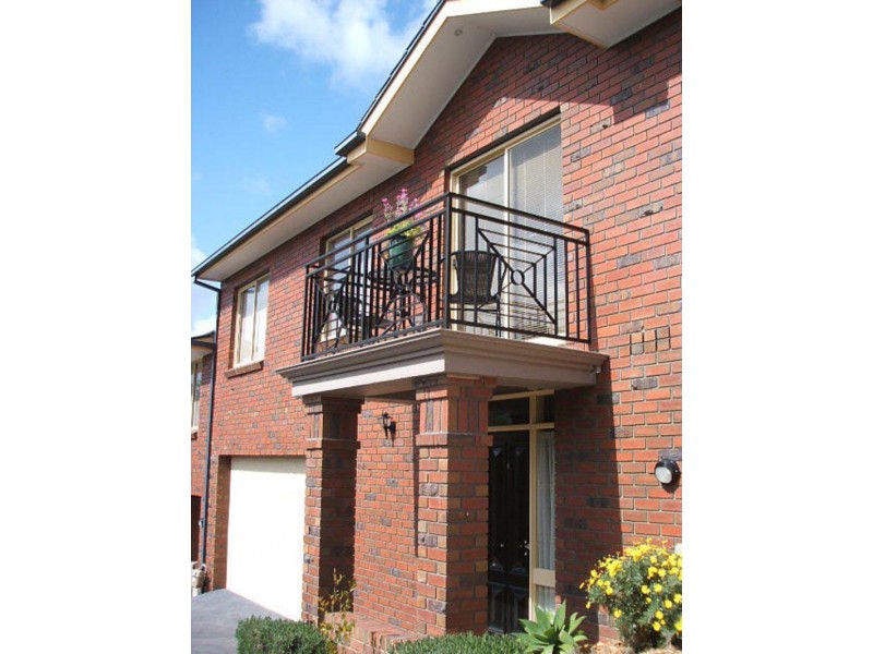 4/166 Cape St, Heidelberg VIC 3084