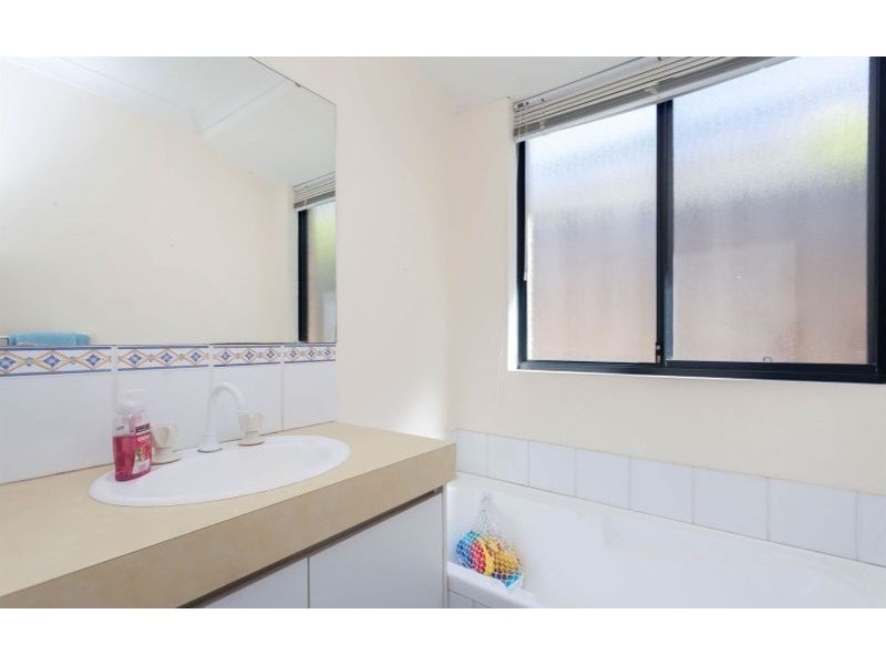 37 Valley Views Drive, Landsdale WA 6065