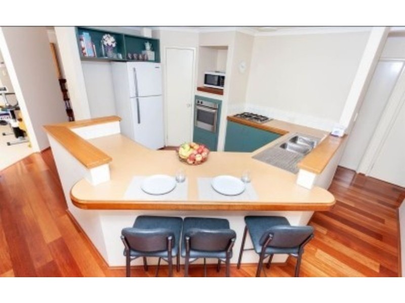 37 Valley Views Drive, Landsdale WA 6065