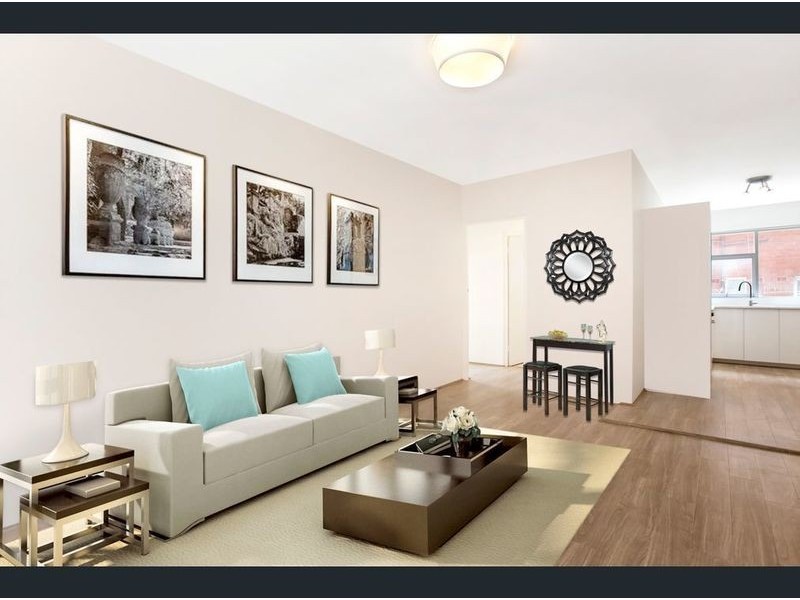 2/11 Evans Ave, Eastlakes NSW 2018