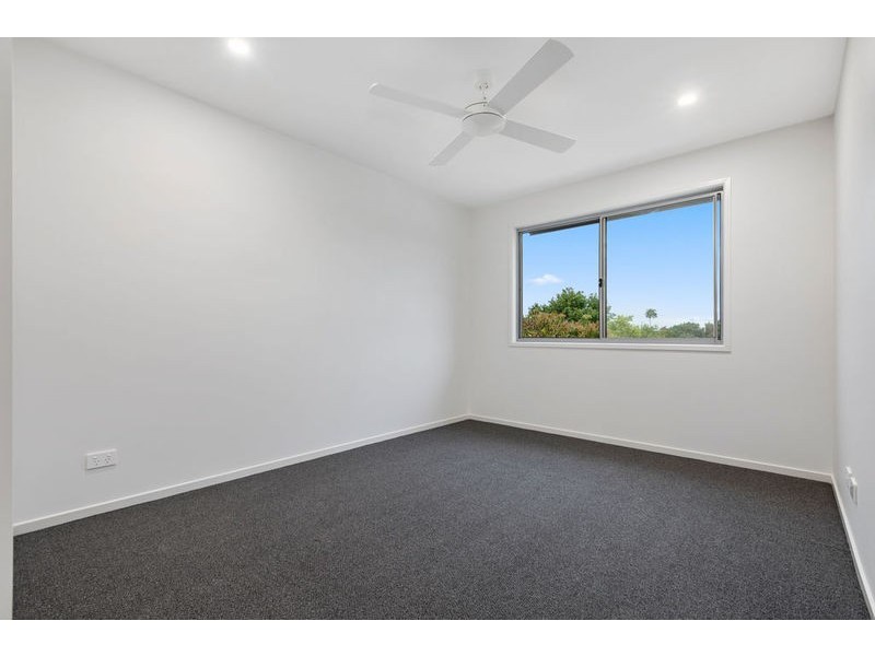 2/13 Dulin Street, Maroochydore QLD 4558