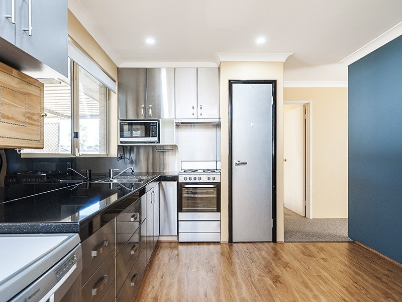 21 Columbia Way, Beechboro WA 6063