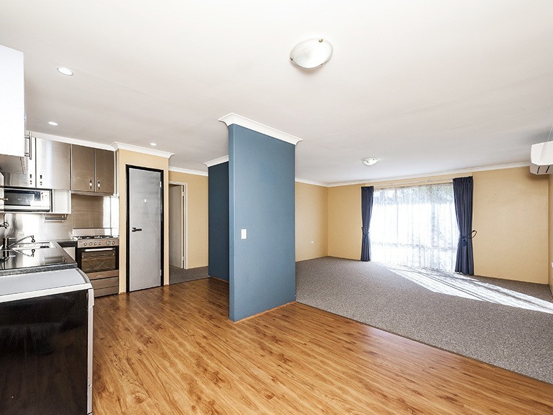 21 Columbia Way, Beechboro WA 6063