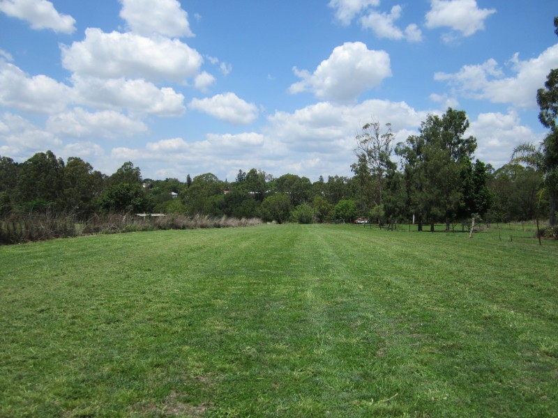 159 Moores Pocket Road, Moores Pocket QLD 4305