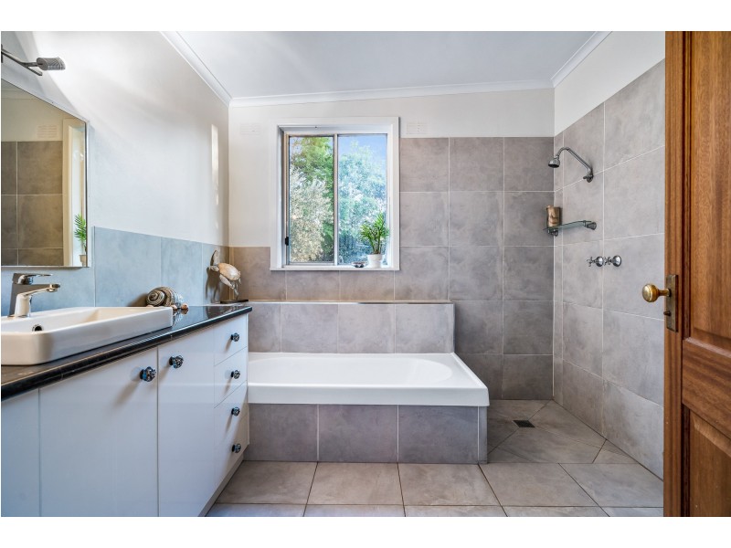 487 Quarry Street, West Albury NSW 2640