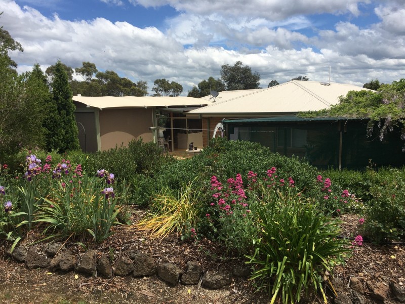 126 Brooke St, Smythesdale VIC 3351