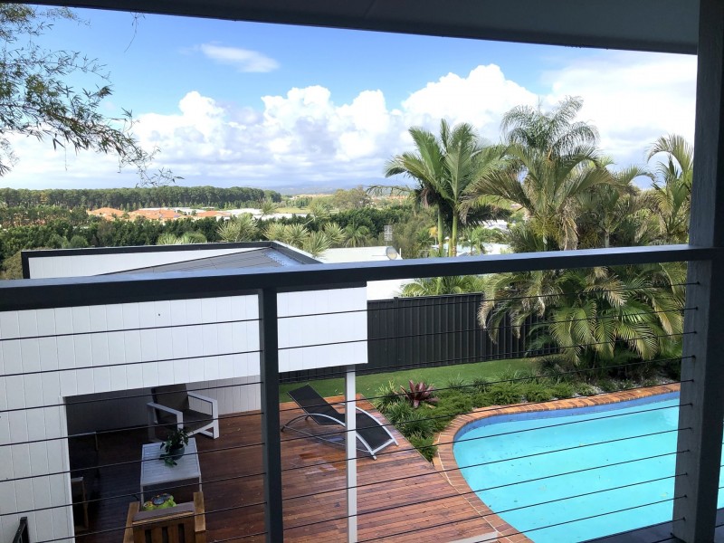 31 Mungala Street, Hope Island QLD 4212