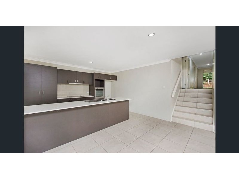 31 Castlereagh Close, Pacific Pines QLD 4211