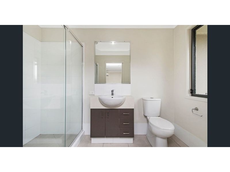 31 Castlereagh Close, Pacific Pines QLD 4211