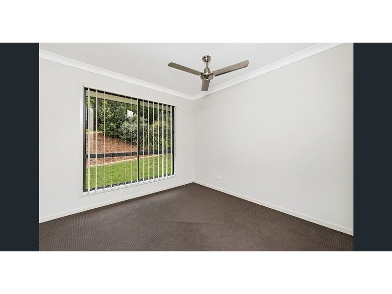 31 Castlereagh Close, Pacific Pines QLD 4211