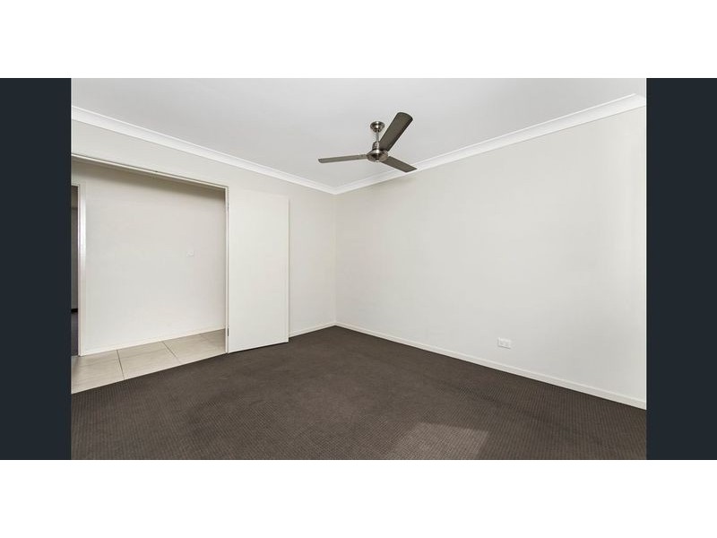 31 Castlereagh Close, Pacific Pines QLD 4211