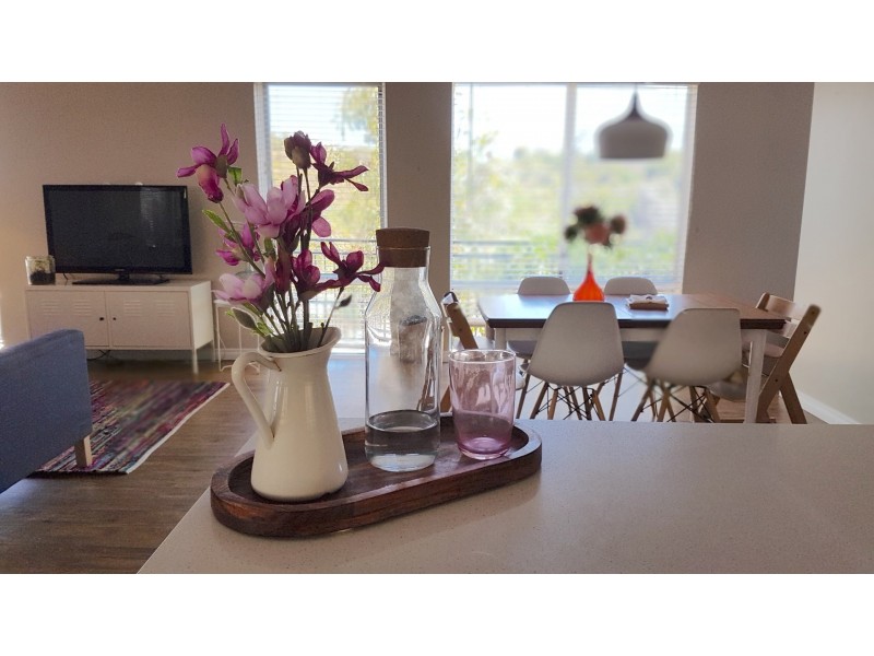 24 Arawatta Loop, Madora Bay WA 6210