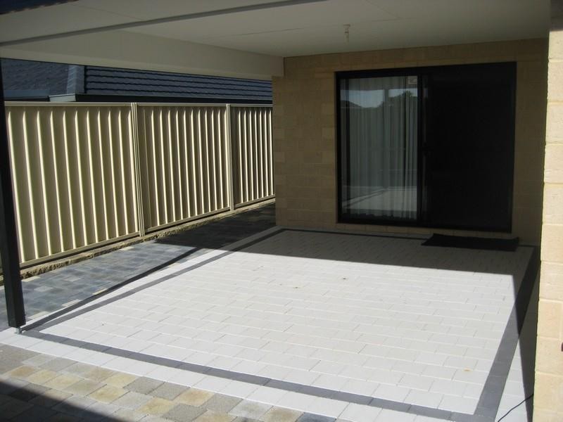 10 Burdekin Vista, Hammond Park WA 6164