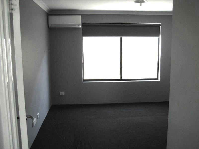 10 Burdekin Vista, Hammond Park WA 6164