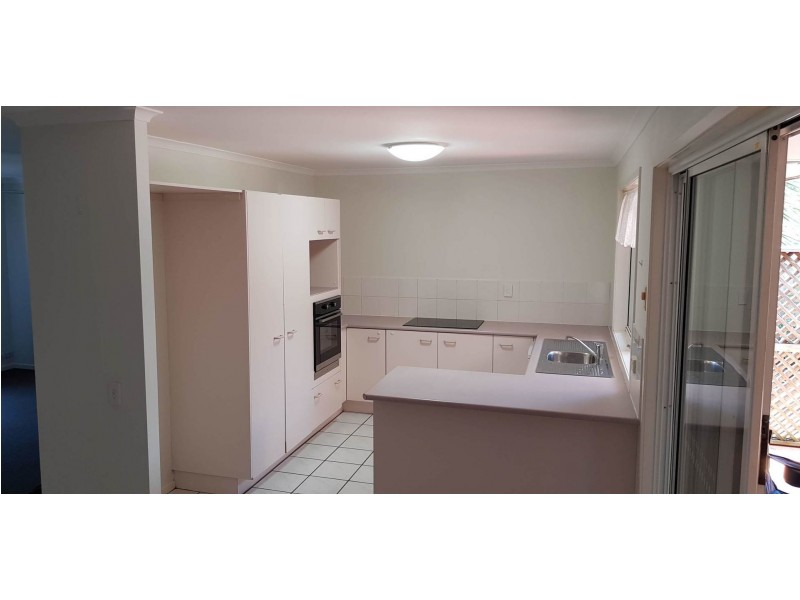 14 Sundowner Street, Regents Park QLD 4118