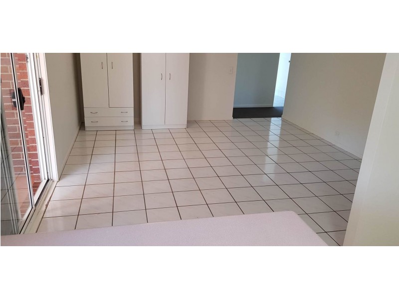 14 Sundowner Street, Regents Park QLD 4118