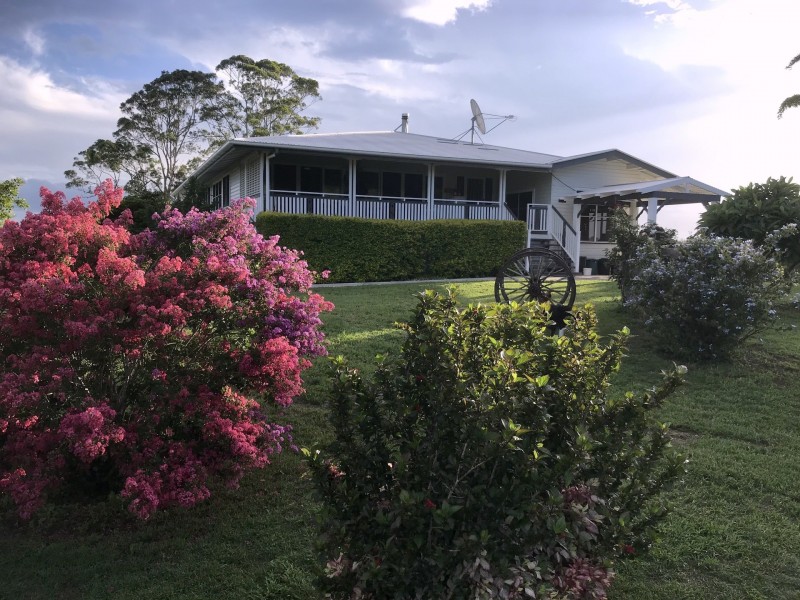 121 Hood Road, Veteran QLD 4570