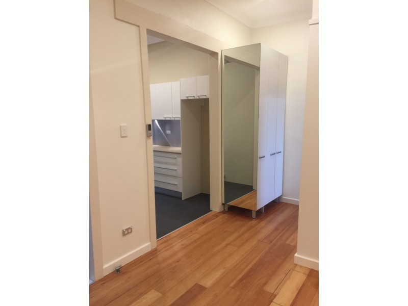 1/70 Petersham Rd, Marrickville NSW 2204