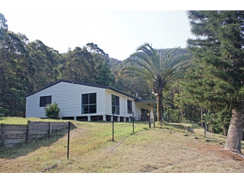 136 Araluen Road, Tallebudgera Valley QLD 4228