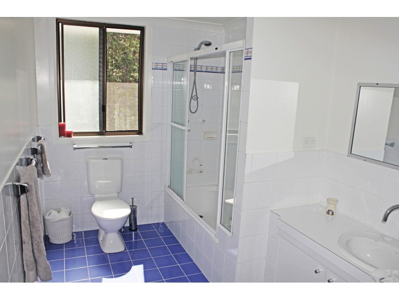 136 Araluen Road, Tallebudgera Valley QLD 4228