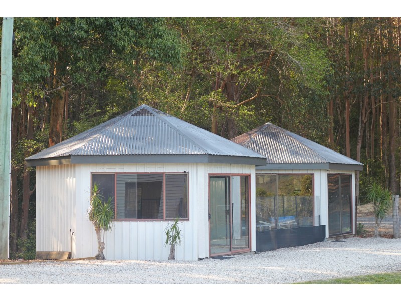136 Araluen Road, Tallebudgera Valley QLD 4228