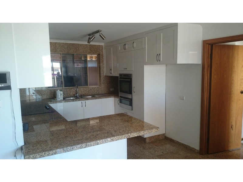 13 Ralph Street, Sturt SA 5047