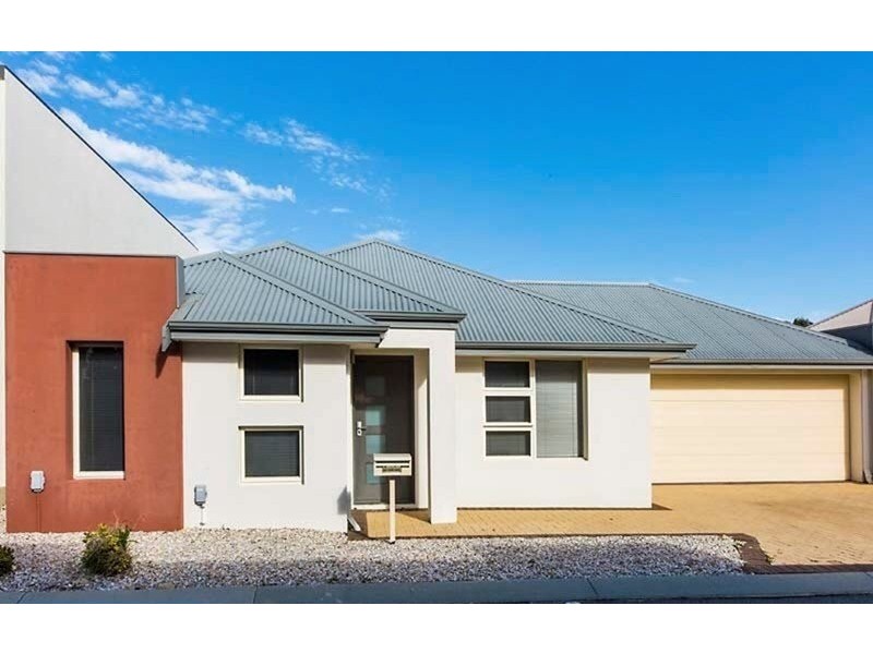 8 Redfern Bend, Clarkson WA 6030