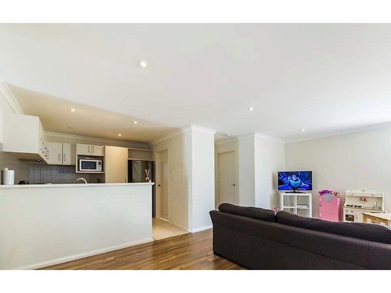 8 Redfern Bend, Clarkson WA 6030