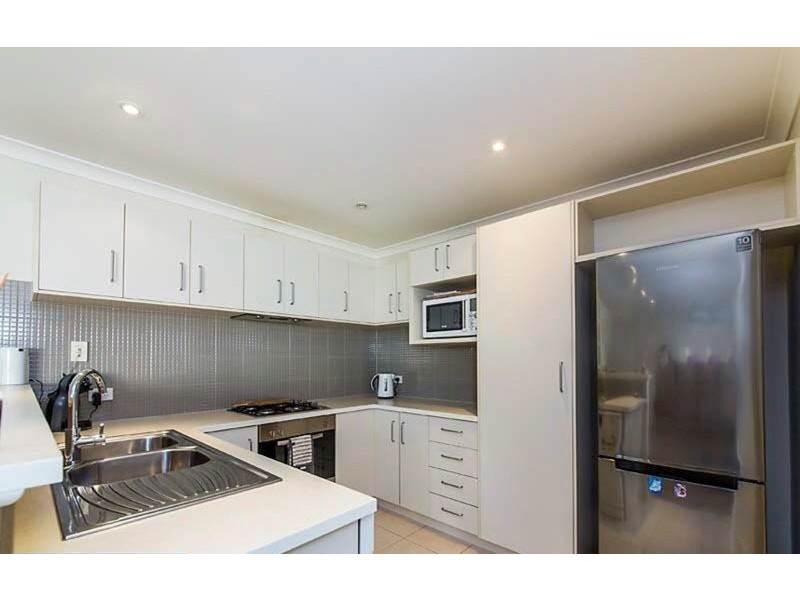 8 Redfern Bend, Clarkson WA 6030