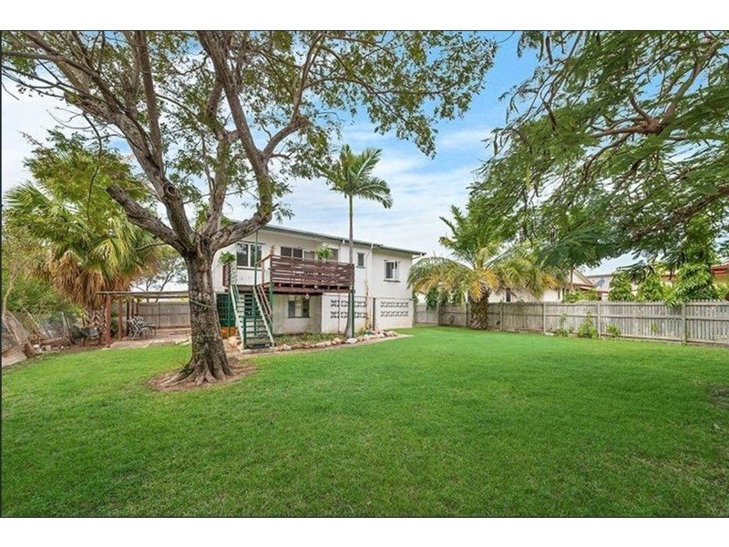 Railway Estate QLD 4810