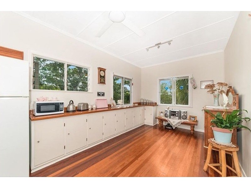 Railway Estate QLD 4810